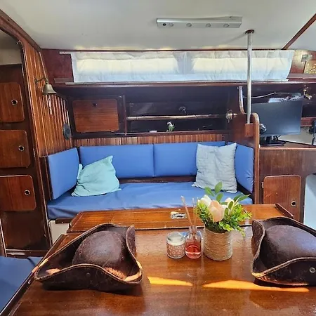 Boat Puma 34 Lizbona