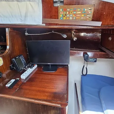Boat Puma 34 Botel *