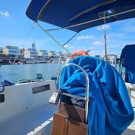 Boat Puma 34 Bådhotel *